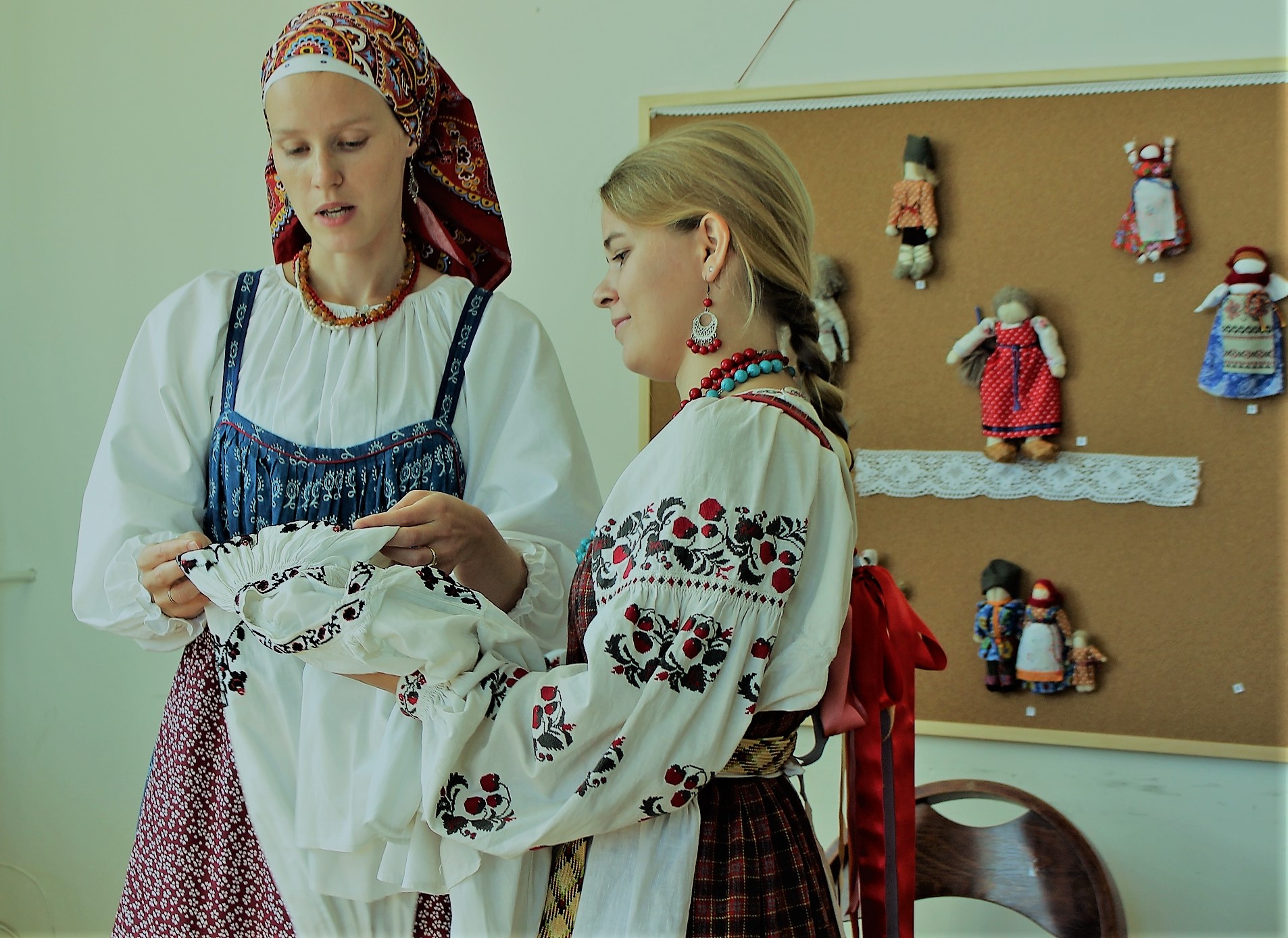 РУСКА ЕТНО-РАДИОНИЦА „ДРУГИЕ БЕРЕГА" у Гроцкој: „Музичка башта“ за „Дане европске баштине“